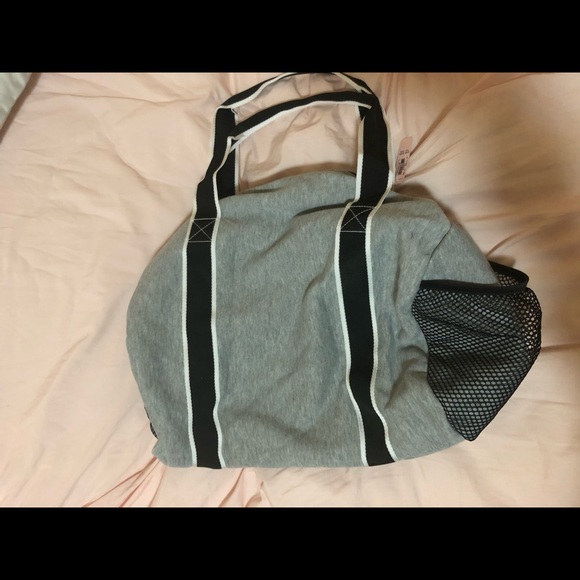 Victoria’s Secret Sport Duffle Bag - Picture 5 of 6